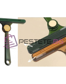 Четка за почистване на косми и влакна от килими мокети и дрехи